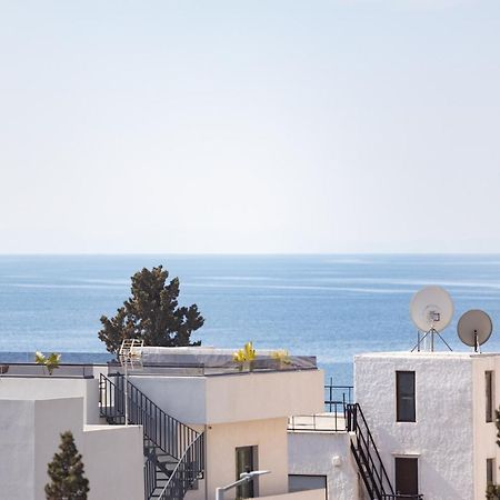 Luxurious 3-Bedroom Seaside Retreat Fully Renovated In 2025 Athene Buitenkant foto