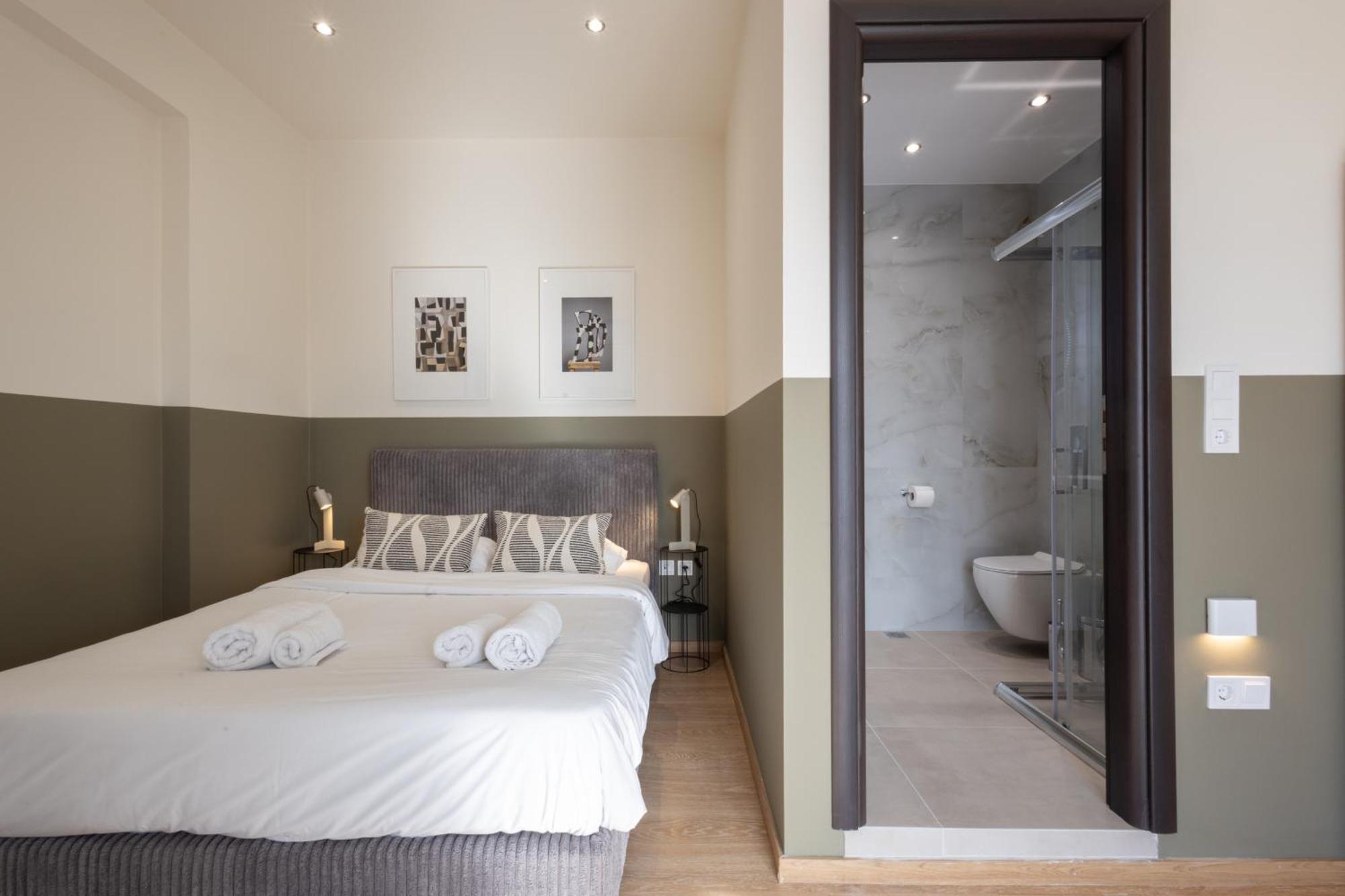 Luxurious 3-Bedroom Seaside Retreat Fully Renovated In 2025 Athene Buitenkant foto
